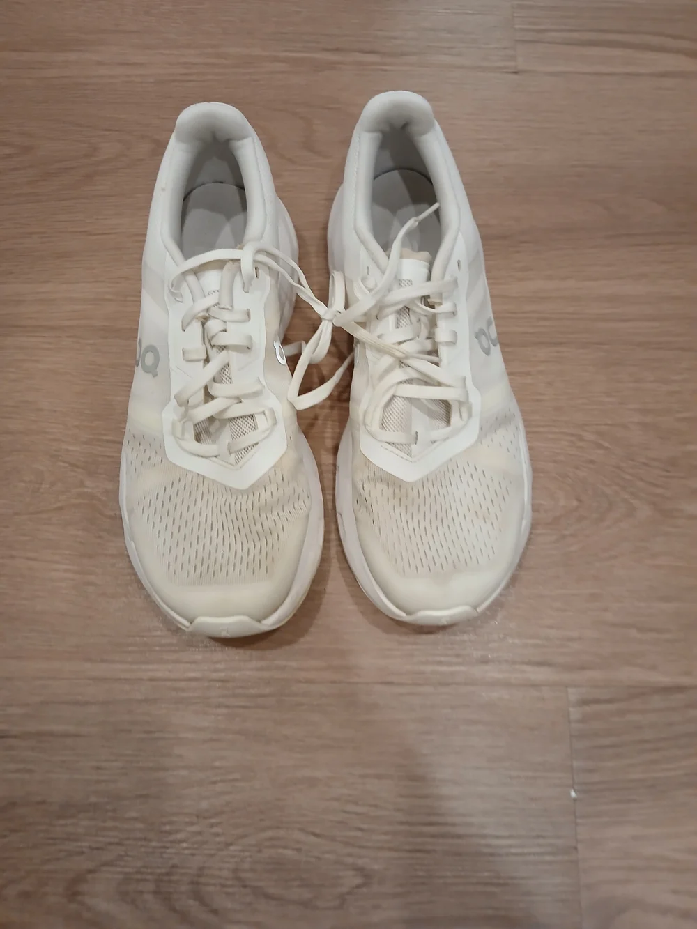 Size 9.5 - ON Cloudpulse White Frost W